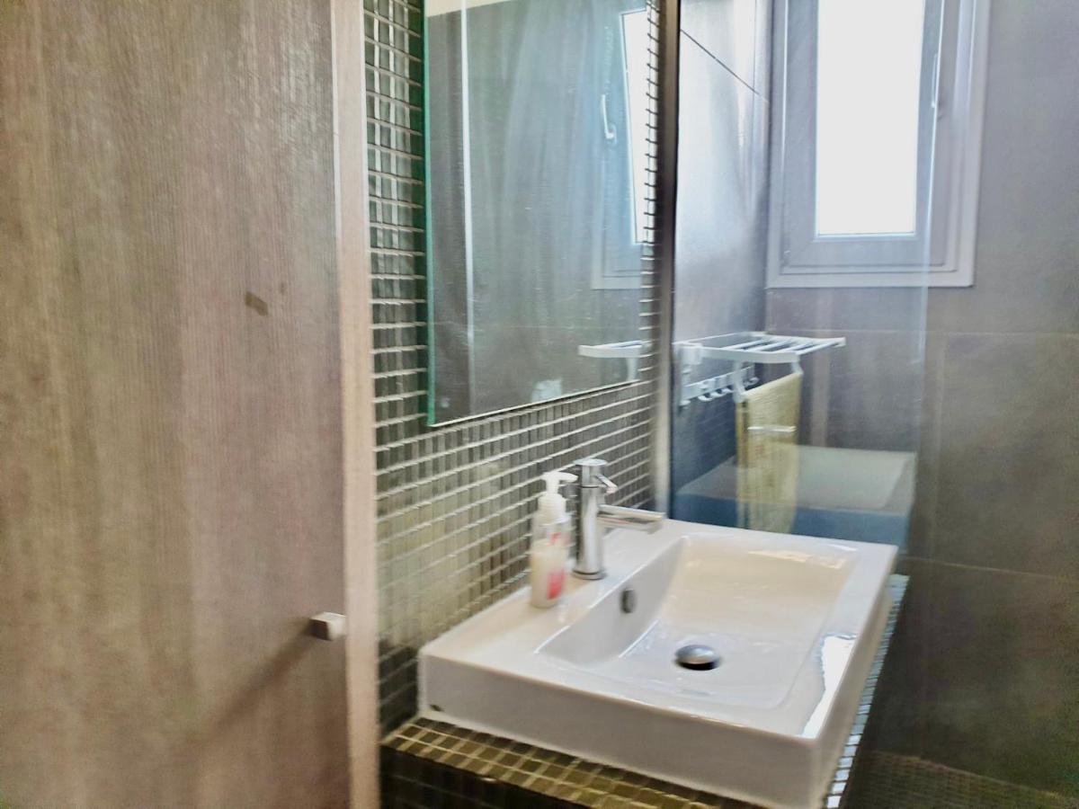 2-Bedroom Appartment In Center Никозия Екстериор снимка