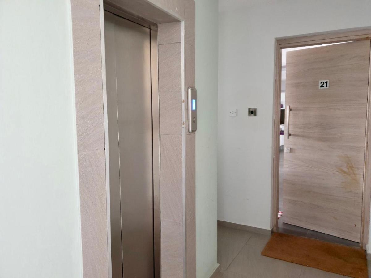 2-Bedroom Appartment In Center Никозия Екстериор снимка