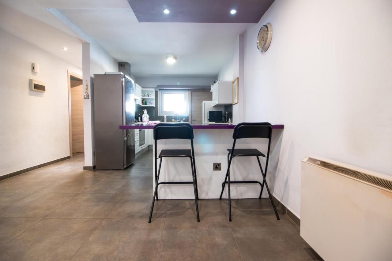 2-Bedroom Appartment In Center Никозия Екстериор снимка